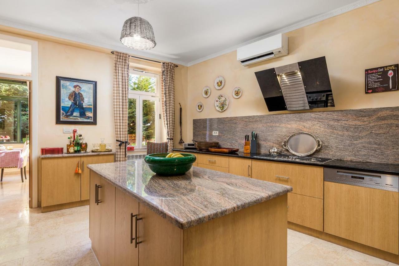 Villa Vilma Опатия Экстерьер фото